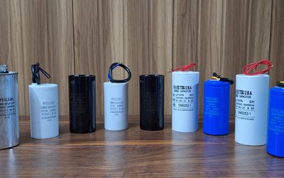 Capacitores